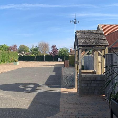 Meals Farm Holiday Cottages - The Stables North Somercotes Exterior photo