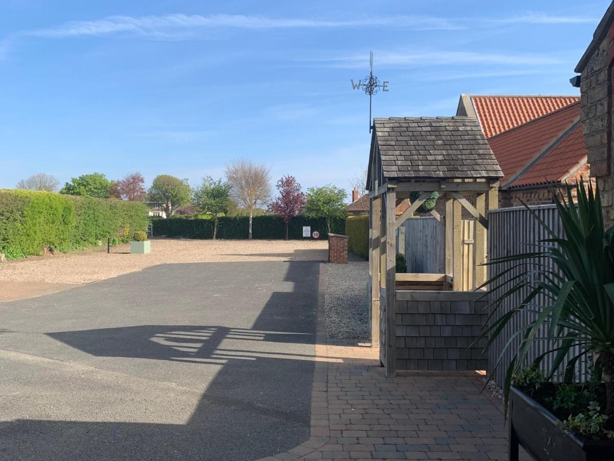 Meals Farm Holiday Cottages - The Stables North Somercotes Exterior photo